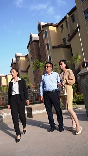 《最牛天师》（64集）免费看短剧精彩不停