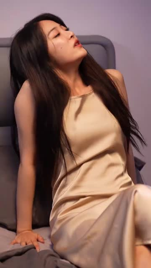 《离婚后我和初恋虐了全家》（99集）短剧全集免费看过瘾