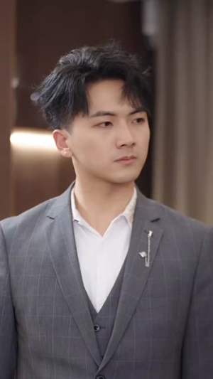 《穿成恶毒女配每天被男主惦记》（100集）免费在线看短剧全集