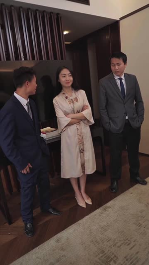 《被偷听心声全城美女爱上我》（82集）在线短剧精彩全集瞧