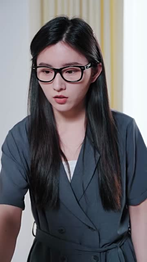 《穿书后，玄学小祖宗被豪门团宠了》（80集）爆款短剧免费畅快看