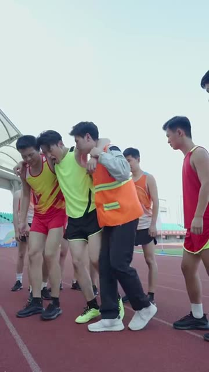 《冠军归来》（36集）爆款短剧免费全集畅看