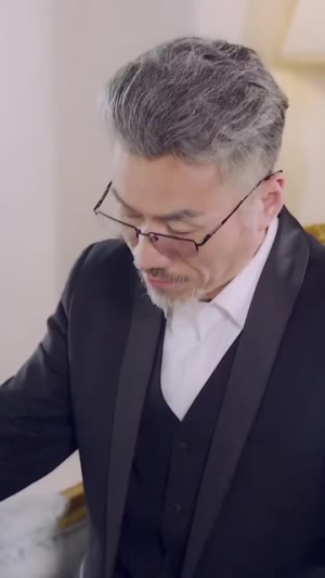 欧秘书对我下手了(24集) 欧秘书对我下手了(24集)红果短剧免费看