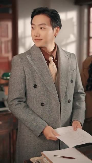 《假少爷被赶回农村带妻儿逆袭》（75集）短剧全集在线免费追看