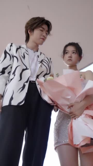 《妙手圣衣》（30集）短剧全集免费畅享观看