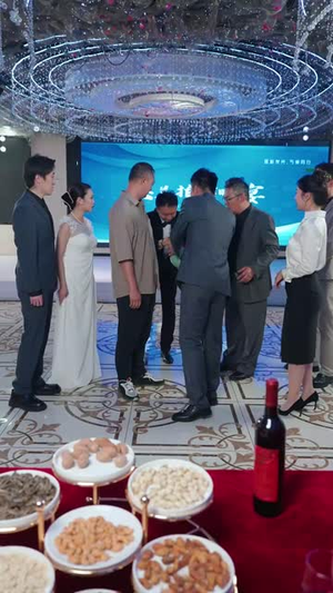 《子凭父贵》（27集）全集短剧免费在线追