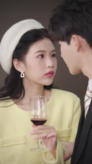 《时光也曾回首》（30集）免费看短剧时光回响