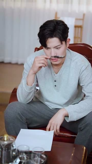 《全球末日我成了救世主》（82集）短剧免费全集看过瘾