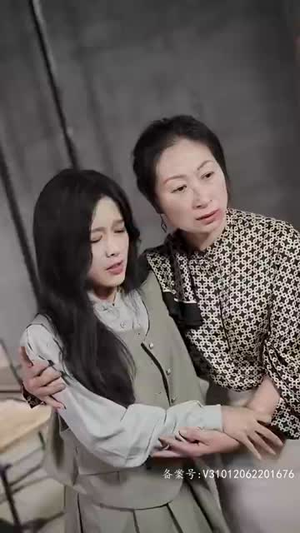 《霸情恶少的小逃妻》（98集）短剧全集免费在线看全