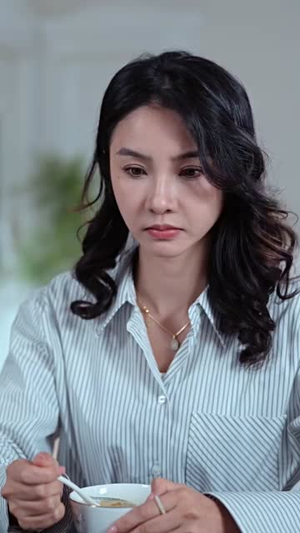 《拒不复婚，渣夫请自重》（96集）一口气追完短剧