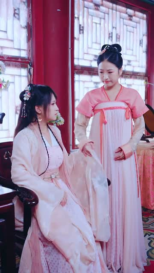 《月苒成凰》（75集）免费短剧在线追不停