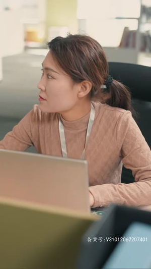 《失忆后，霍总对我又宠又撩》（80集）短剧全集免费在线畅享