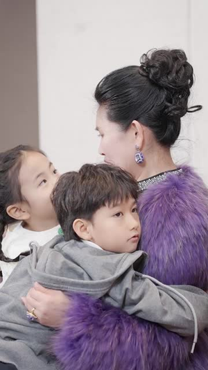 《离婚后她怀了帝国总裁的崽》（84集）在线短剧全集畅快追剧