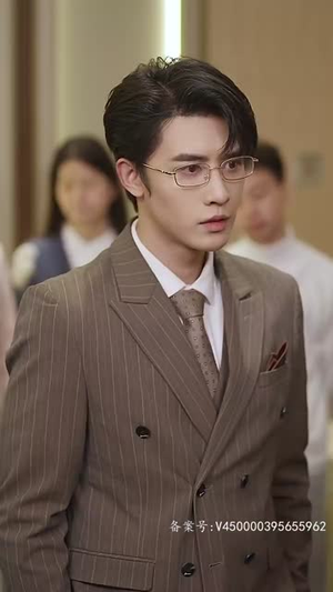 《当金丝雀我月入百万》（76集）短剧免费全集在线赏