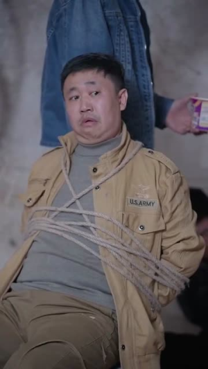 《末世危机，我在安全屋里做大佬》（96集）一口气看完短剧全集