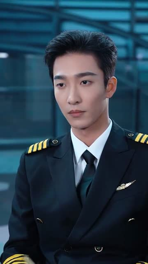 《共你揽晴空》（90集）全集短剧畅享无阻碍