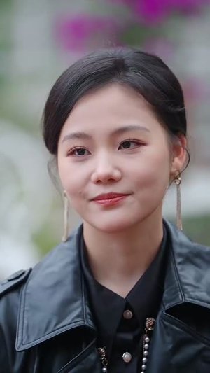 《黑月光》（30集）在线短剧全集快速追完