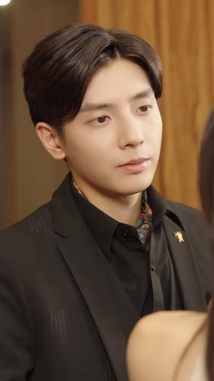 《破产后我被前任缠上了》（98集）在线看短剧全集过瘾