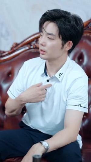 《死对头破产后被我包养了》（100集）免费短剧全集在线速看