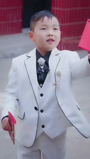 《远嫁后初二回娘家》（35集）精彩短剧全集在线赏