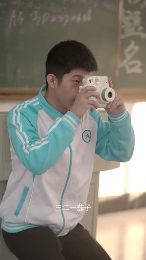 真假千金姐姐死后成为霸总白月光(74集) 真假千金姐姐死后成为霸总白月光(74集)最火短剧热播中