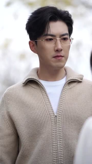 他似陌路无归处(30集)  他似陌路无归处(30集) 战神短剧推荐