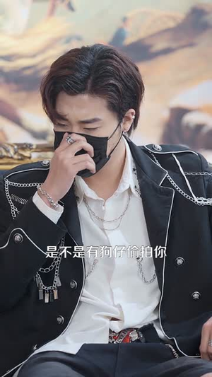 被全家读心,我人设不保(47集) 被全家读心,我人设不保(47集)热门短剧来袭