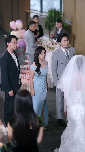 《余烬中的玫瑰》（33集）短剧全集在线免费赏