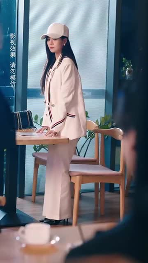 《裴律请降临我手心》（70集）免费看短剧精彩不停