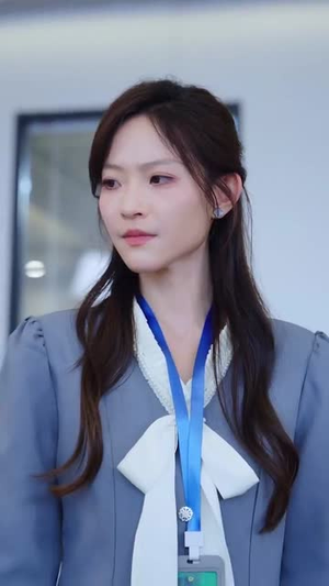 她在厉总心尖玩火(45集)  她在厉总心尖玩火(45集) 热门短剧看不停