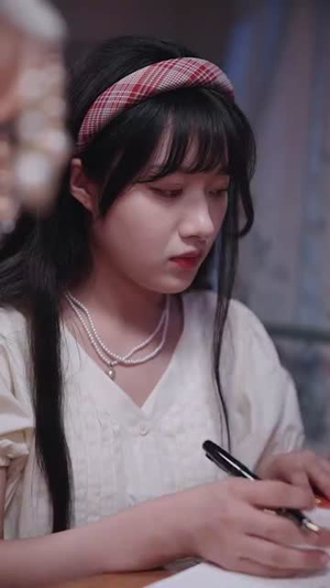 《八零甜妻脸红红，教官老公追着哄》（95集）免费短剧畅快追全集