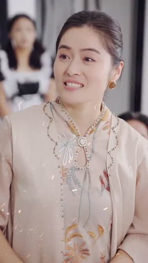 《致富从每日抽奖系统开始》(106集)短剧全集畅享在线看