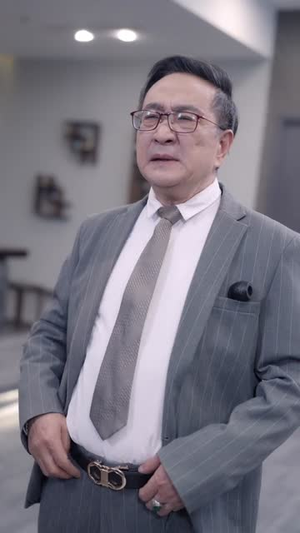 《特工老妈之重出江湖》（62集）免费短剧全集嗨看不停