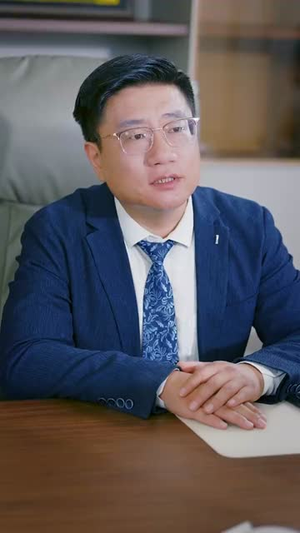 系统误判我的糟糠之妻是校花 (81集) 系统误判我的糟糠之妻是校花 (81集)短剧更新抢先看