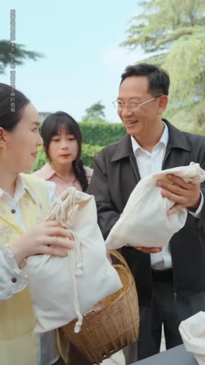 《老太重生带全家吃饱穿暖》（74集）短剧全集免费在线看