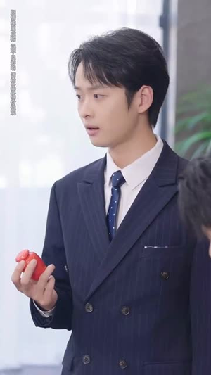 《天上掉下了仨萌宝》（80集）爆款短剧免费全集瞧