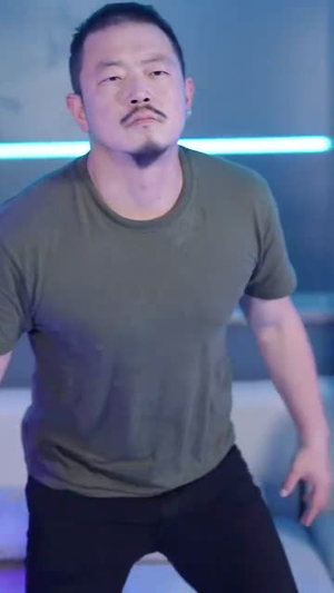 《绑定花钱不还价系统校花女友惊呆了》（102集）免费短剧全集尽情看