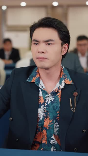 《摊牌了我能看见过去一万年》（79集）短剧全集免费在线看