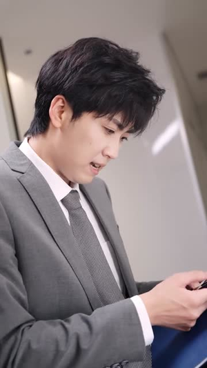 《牛马反击战》(90集)看短剧领略反击魅力